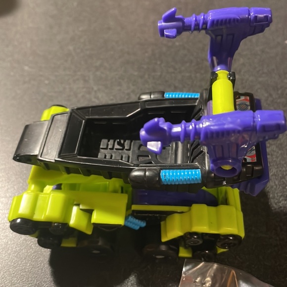 1994 Micro Machines Zbots : Mini Z’s Spy Base + 5 new Zbots - Picture 2 of 9